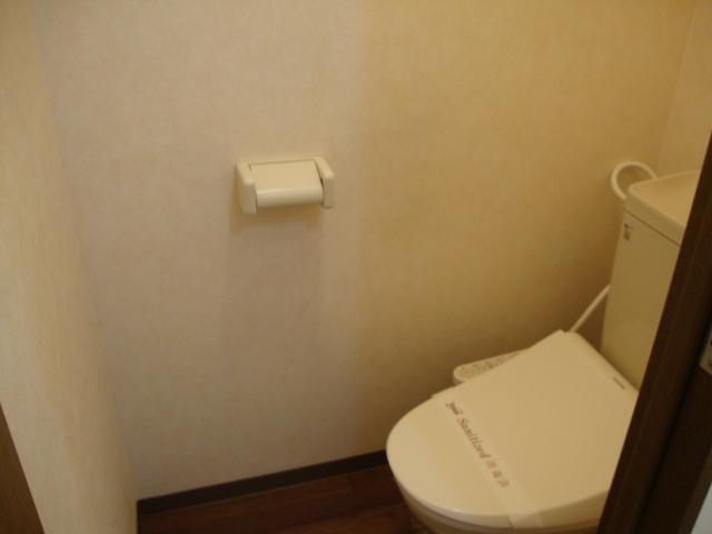 トイレ　シャワー付トイレ