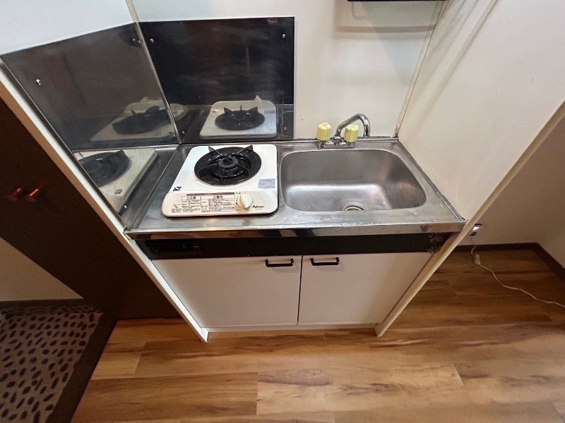 キッチン　シンクも広くお料理がはかどります。