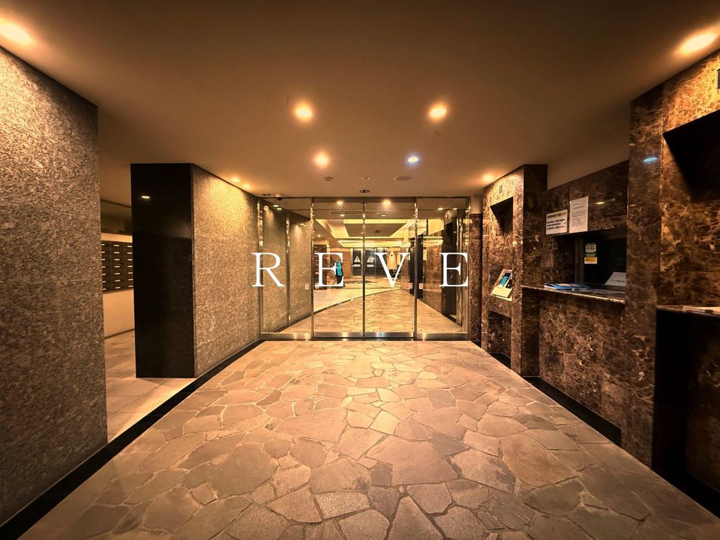 エントランス　エントランス