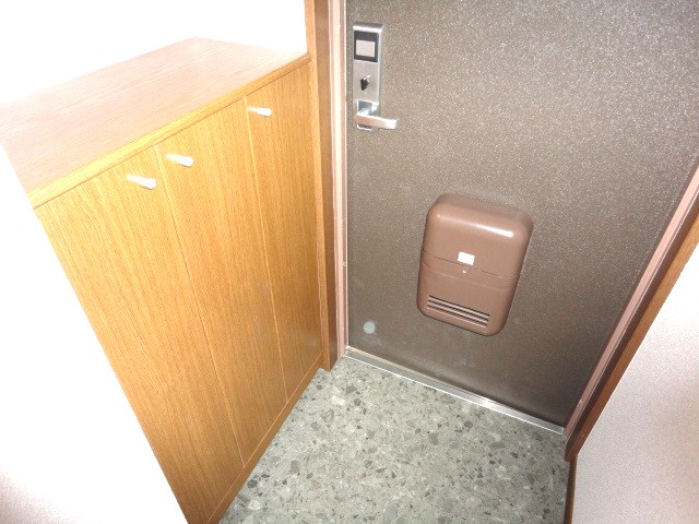 玄関　☆仲介手数料ゼロ円は当店だけ！！☆