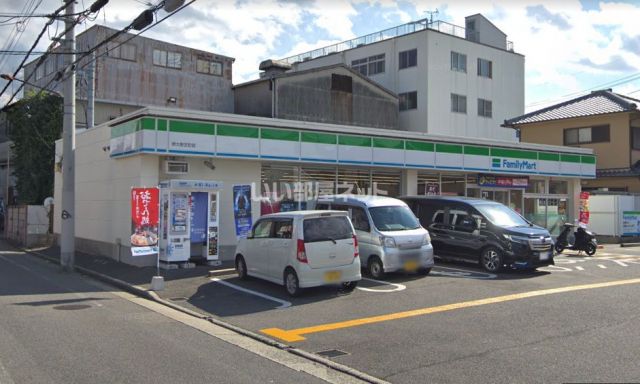 コンビニ　ファミリーマート堺大野芝店（コンビニ）まで533m