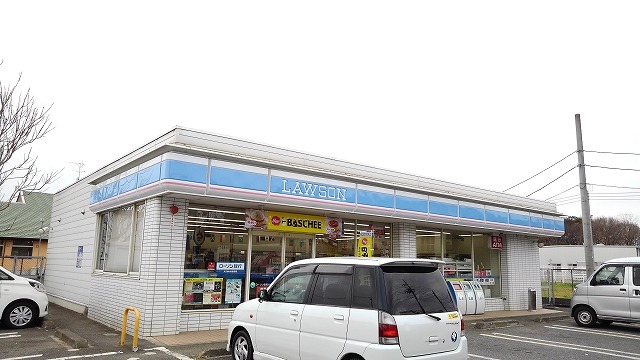 コンビニ　ローソン総和大堤店（コンビニ）まで800m
