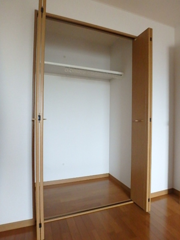 収納　図面と現状に相違がある場合には現状を優先