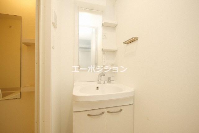 洗面設備　大阪難波Noah