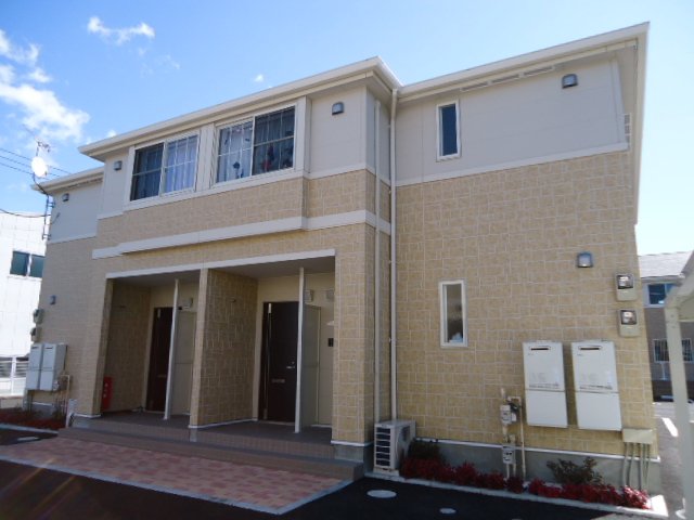 建物外観　外観写真（昼）