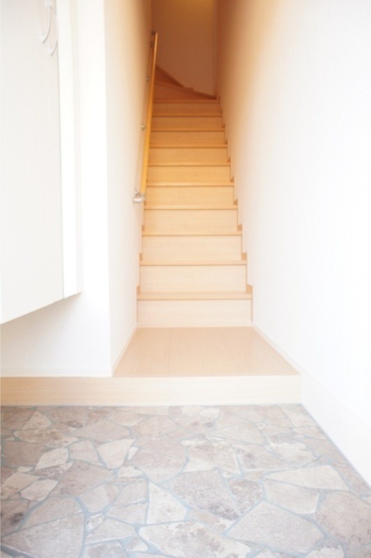 玄関　図面と現状に相違がある場合には現状を優先