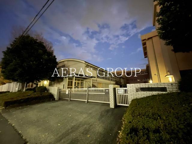 小学校　相模原市立くぬぎ台小学校（小学校）まで613m