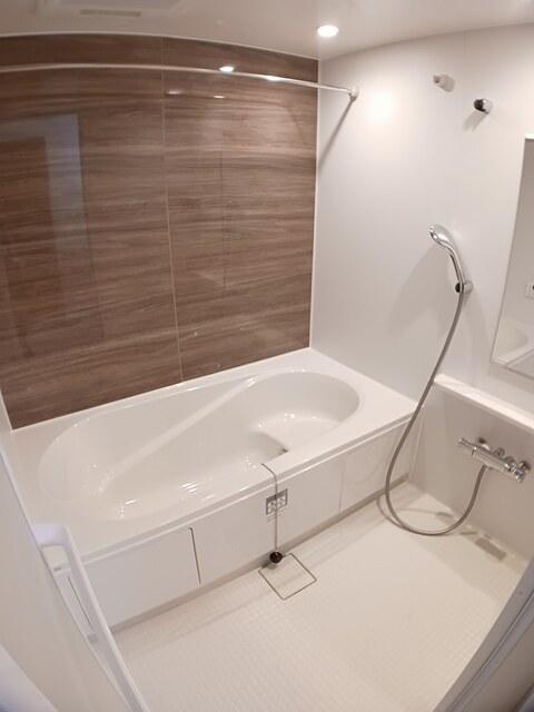 バス・シャワールーム　バスルーム