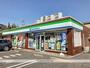 コンビニ　ファミリーマート（コンビニ）まで306m