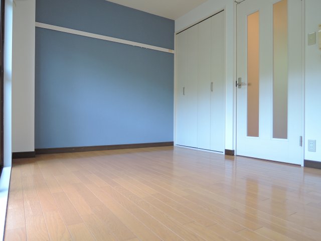 居室・リビング　同マンション別部屋