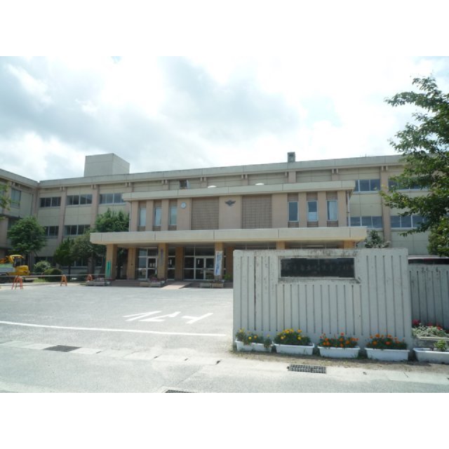 中学校　福生中学校（中学校）まで1400m