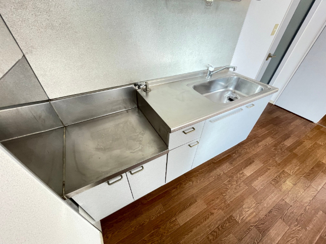 キッチン　お好きなガスコンロ設置できます