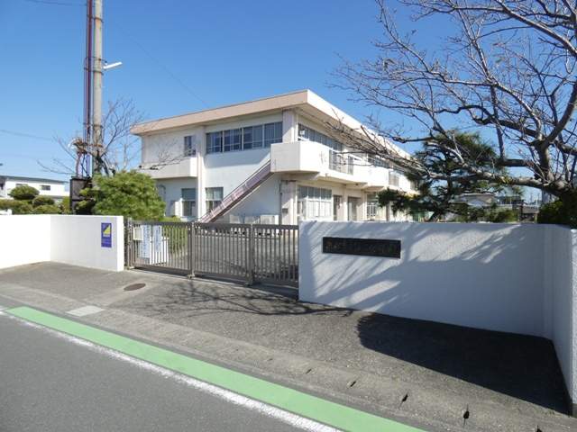 幼稚園・保育園　飯田幼稚園（幼稚園・保育園）まで727m