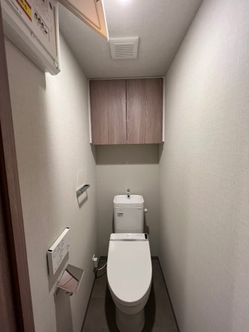 トイレ　落ち着いたトイレです