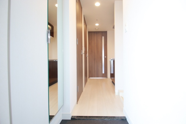 玄関　※別室の参考写真の為、現況優先です。