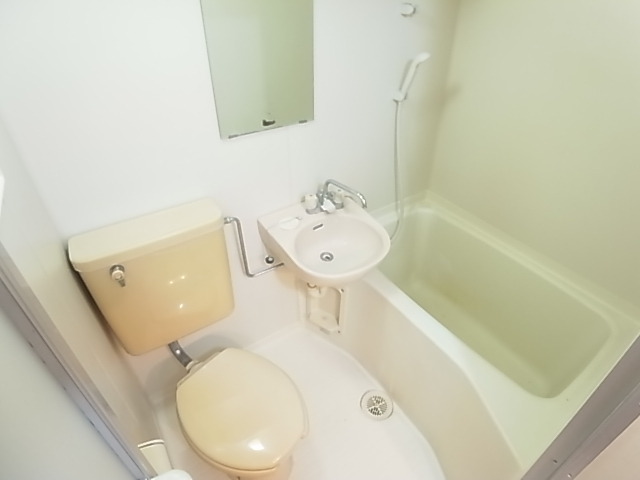 バス・シャワールーム　バスルーム