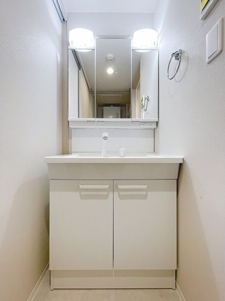 洗面設備　※類似物件の写真となります。