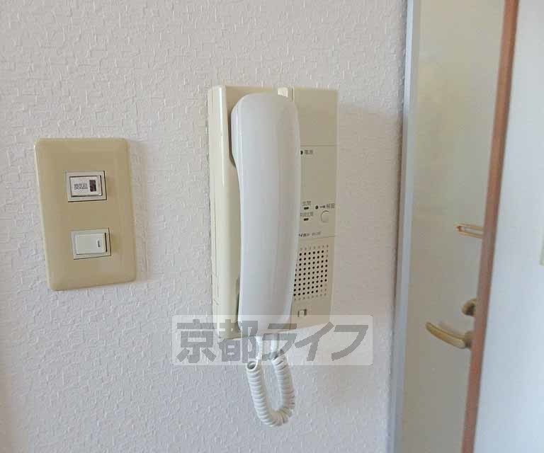 セキュリティ　ＴＶモニターは付いておりません