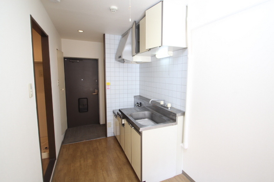 キッチン　※別部屋の写真です