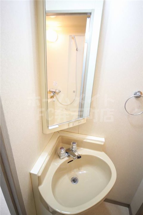 洗面設備　洗面所です