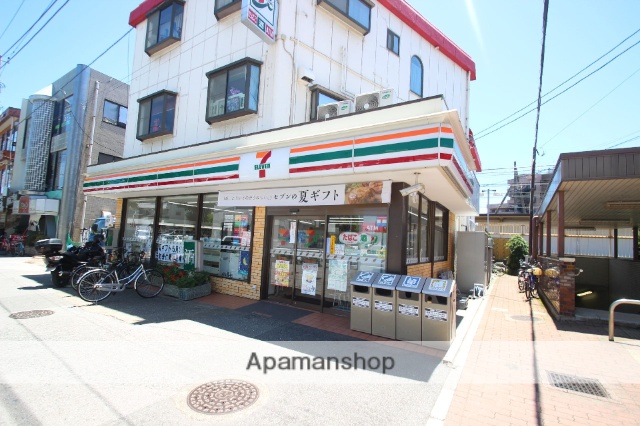 コンビニ　セブンイレブン（コンビニ）まで393m