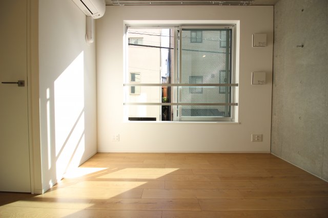 バルコニー　ファーレ大塚II　豊島区南大塚1