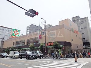 スーパー　ライフ阿波座駅前店（スーパー）まで169m