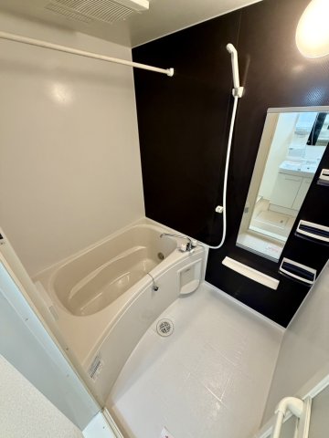 バス・シャワールーム　日々の疲れを癒すお風呂付です
