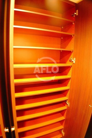 収納　プレジオ南堀江　シューズボックス