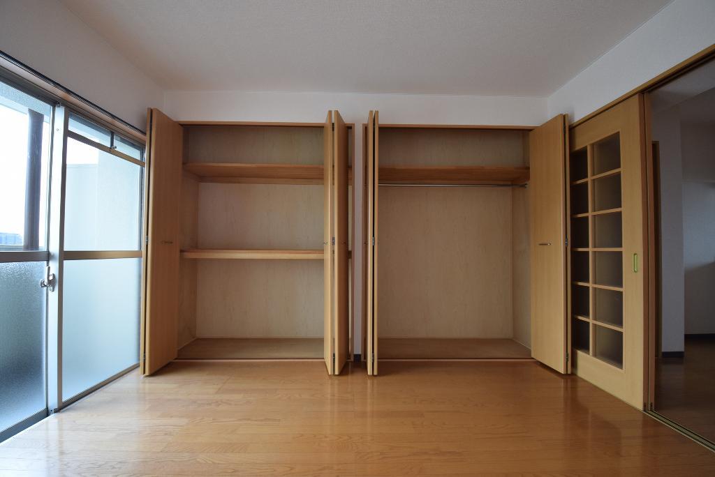 収納　クローゼット