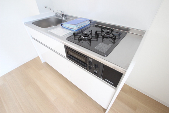 キッチン　※別部屋の写真です