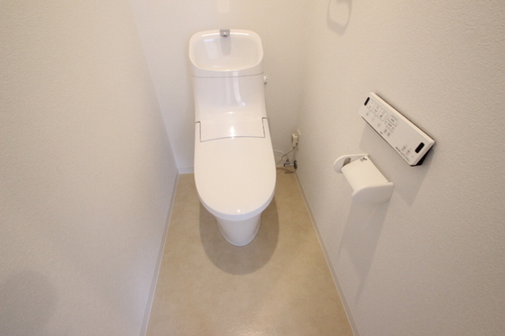 トイレ　※別部屋の写真です