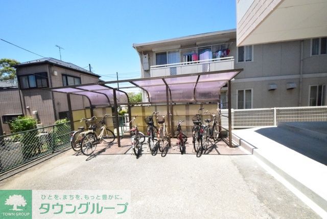 その他共有部分　屋根付き駐輪場