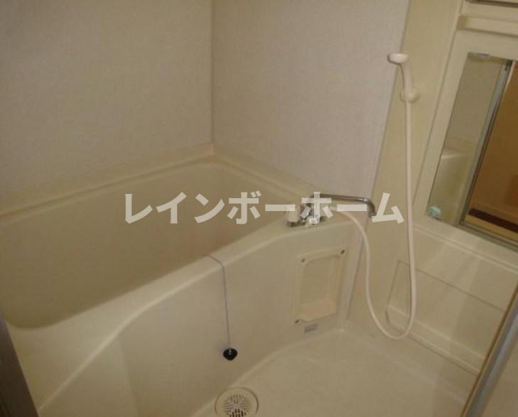 バス・シャワールーム　お風呂です