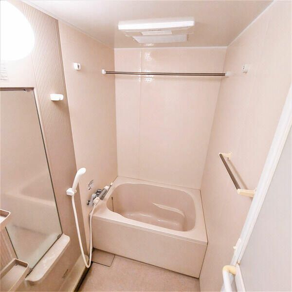 バス・シャワールーム　弊社は都内全域の物件をご紹介可能です！