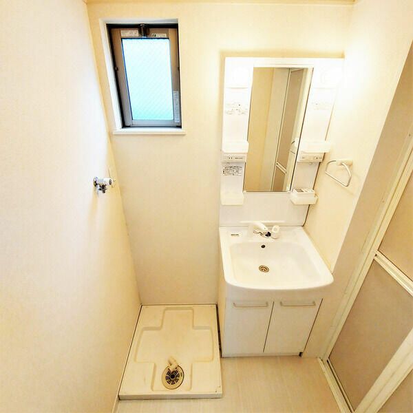 洗面設備　弊社は都内全域の物件をご紹介可能です！