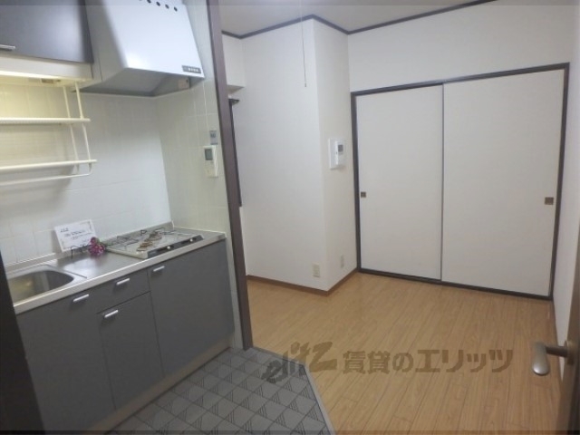 居室・リビング　居室