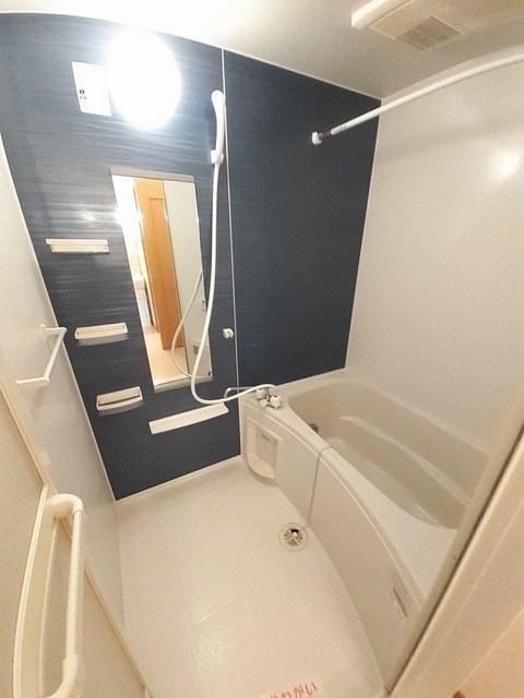 バス・シャワールーム　バスルーム