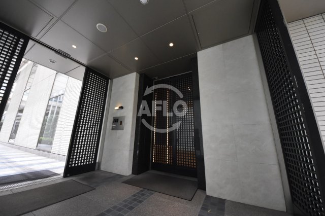 エントランス　ザ・梅田タワー　エントランス