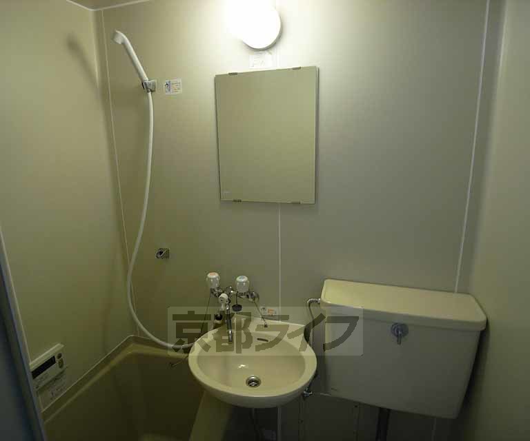 洗面設備　洗面台です。