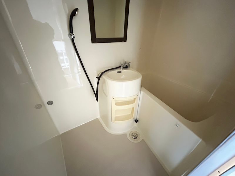 バス・シャワールーム　別のお部屋の写真です。