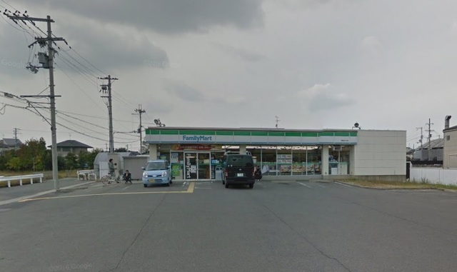 コンビニ　ファミリーマート 堺美原小寺店（コンビニ）まで361m
