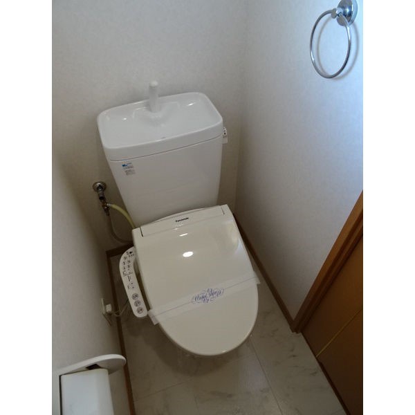 トイレ　トイレ　※別号室参考写真