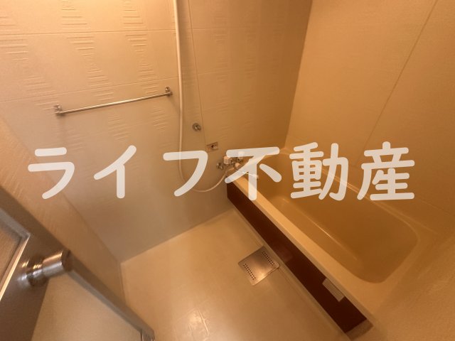 バス・シャワールーム　お風呂です