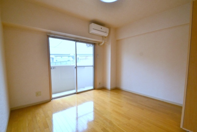 居室・リビング　居室