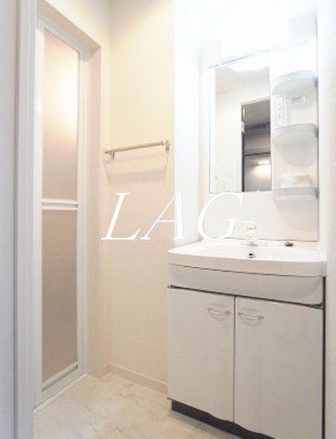 洗面設備　洗面台です。