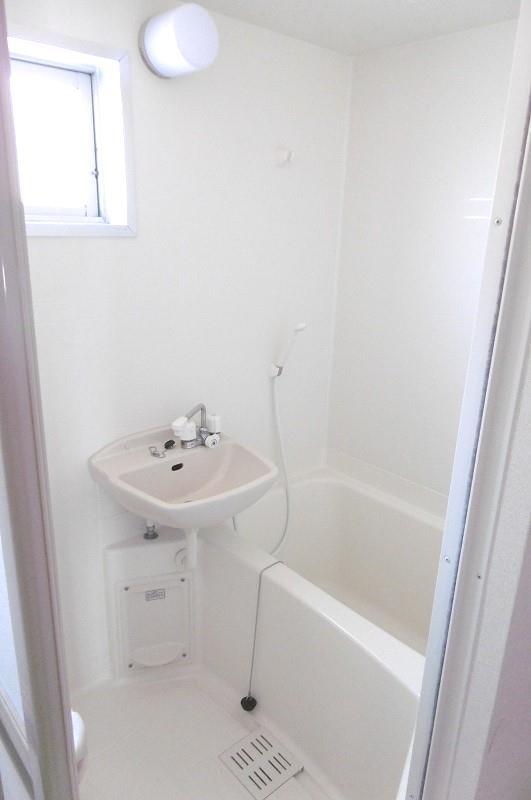 バス・シャワールーム　バス・トイレ別の間取りです