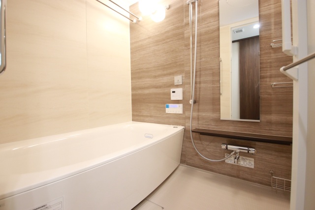 バス・シャワールーム　※別室の参考写真の為、現況優先です。