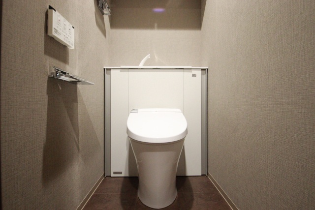 トイレ　※別室の参考写真の為、現況優先です。