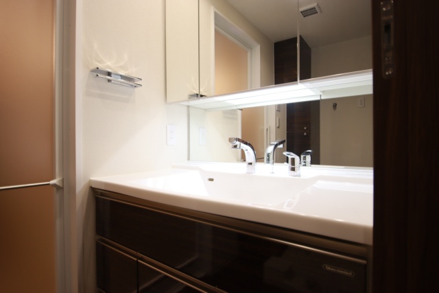 洗面設備　※別室の参考写真の為、現況優先です。